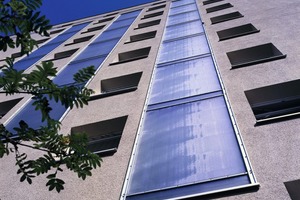  Bei der energetischen Sanierung eines Wohnhauses in Eschwege setzten die Verantwortlichen auf ein Wärmedämm-Verbundsystem in Kombination mit Solarkollektoren 